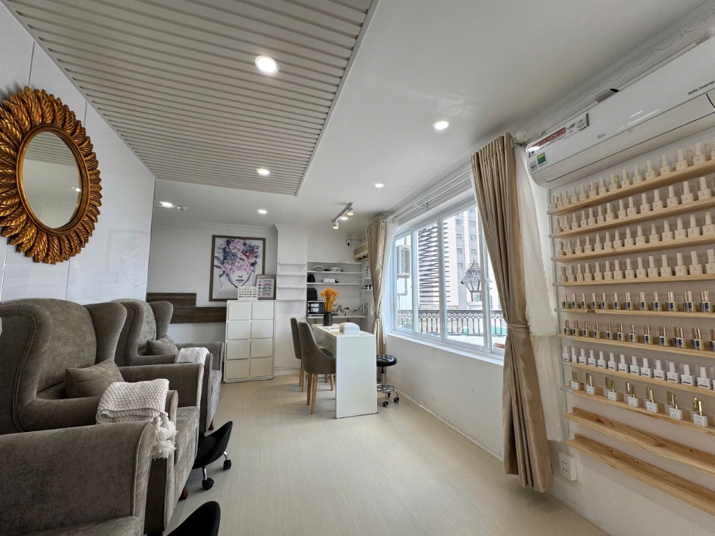 Nha Trang Luxury Nail Salon & Family Spa